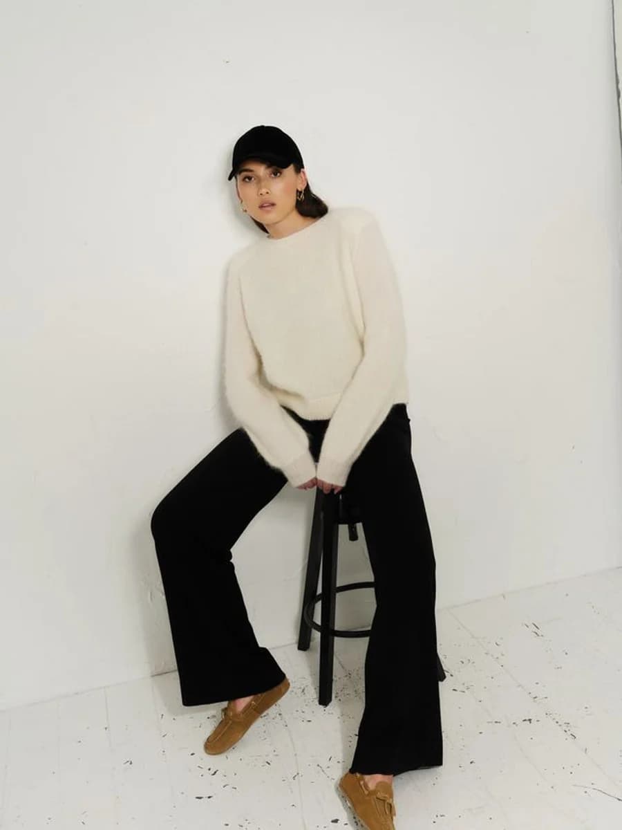 Julie Velvet Cap