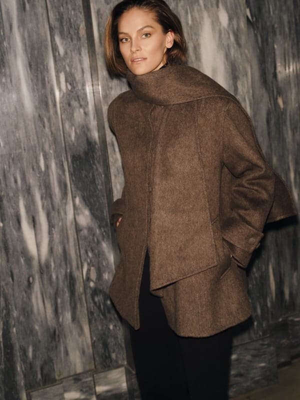 Clara Coat 3