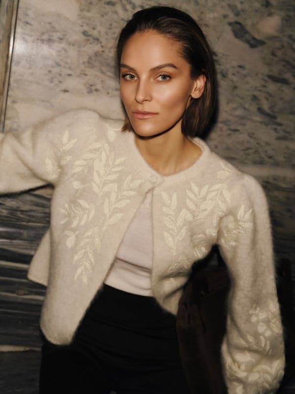 Amie Chunky Cardigan 1