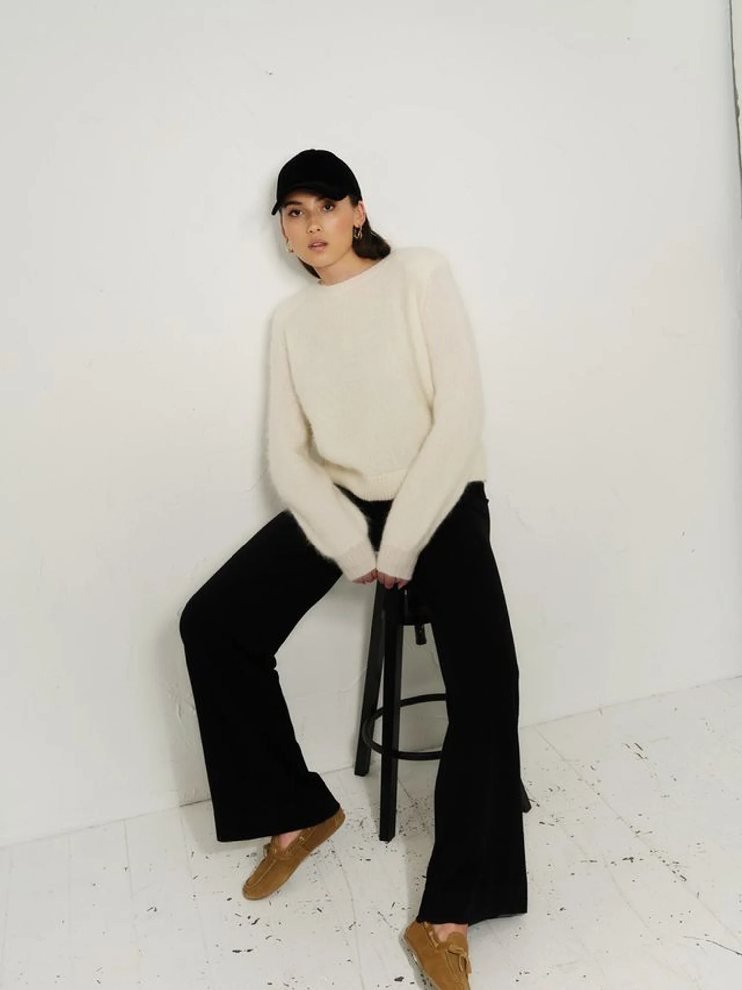 Julie Velvet Cap