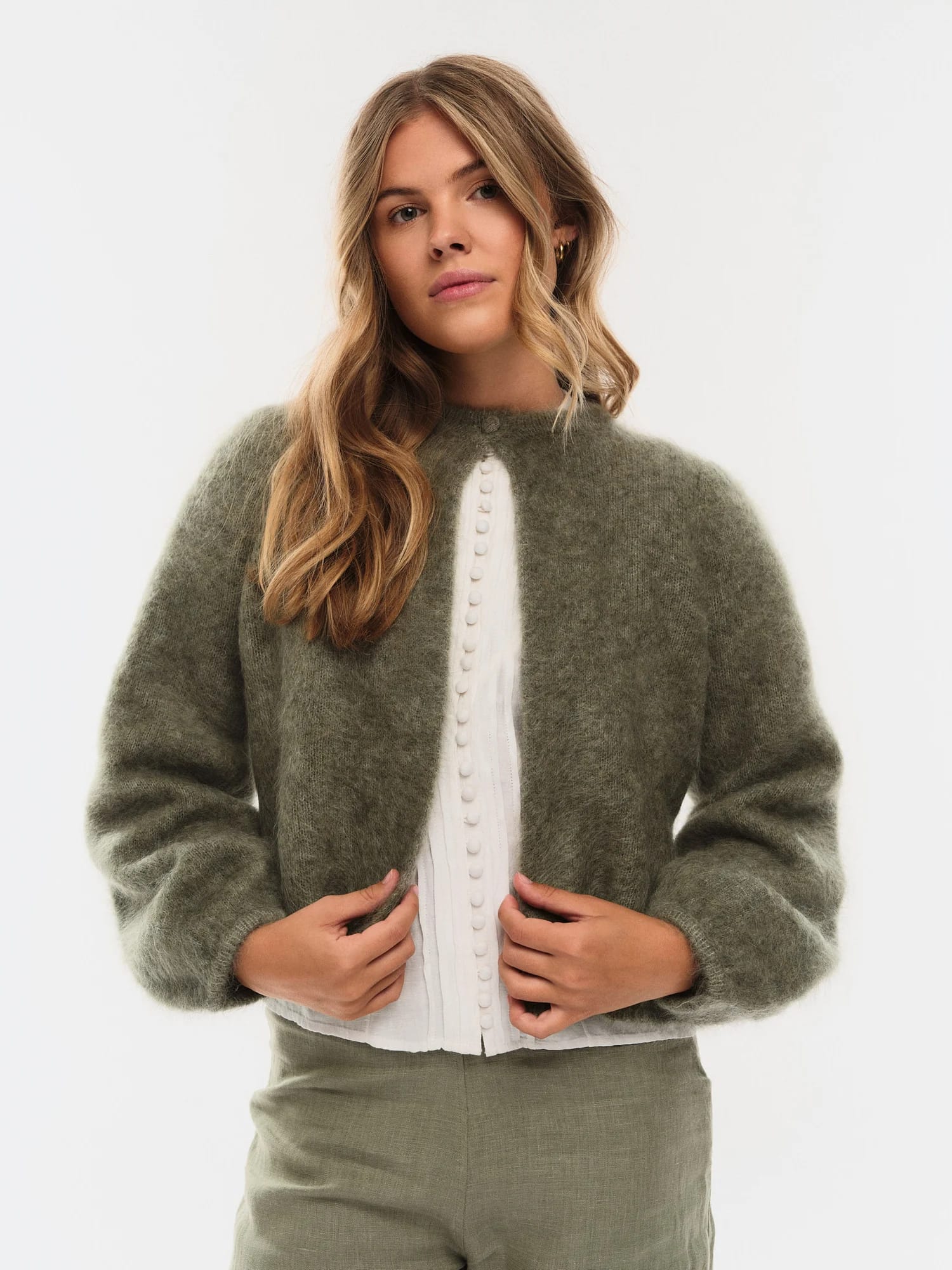 Amelia Chunky Cardigan