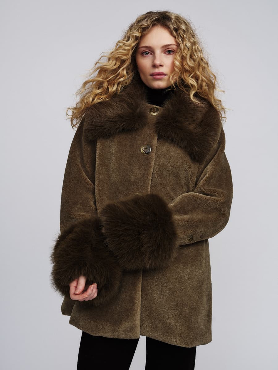 Dina Fake Fur collar